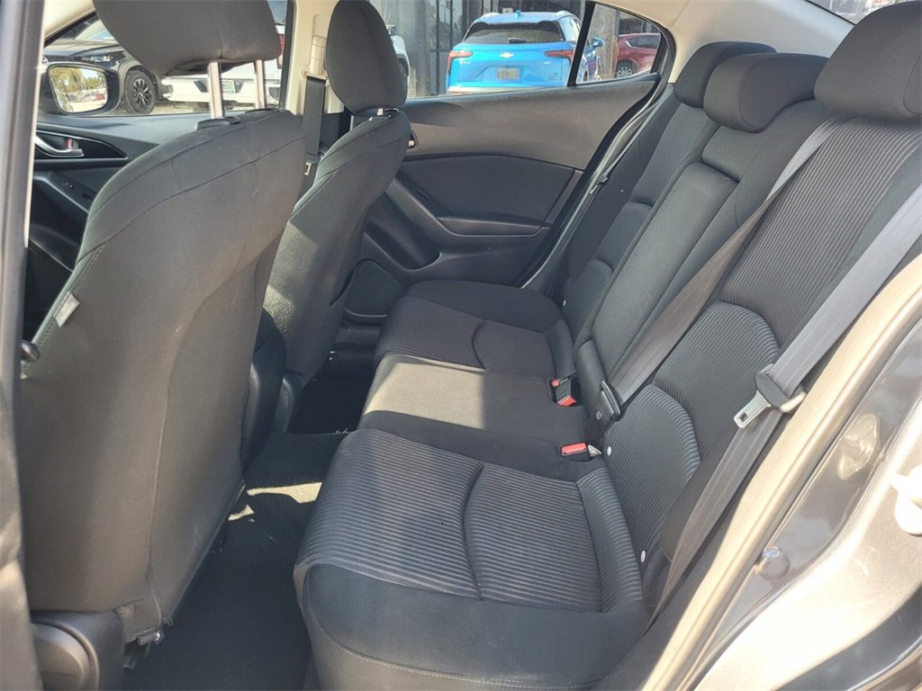 Used 2016 MAZDA MAZDA3 i Sport w/ Preferred Equipment Package image 5