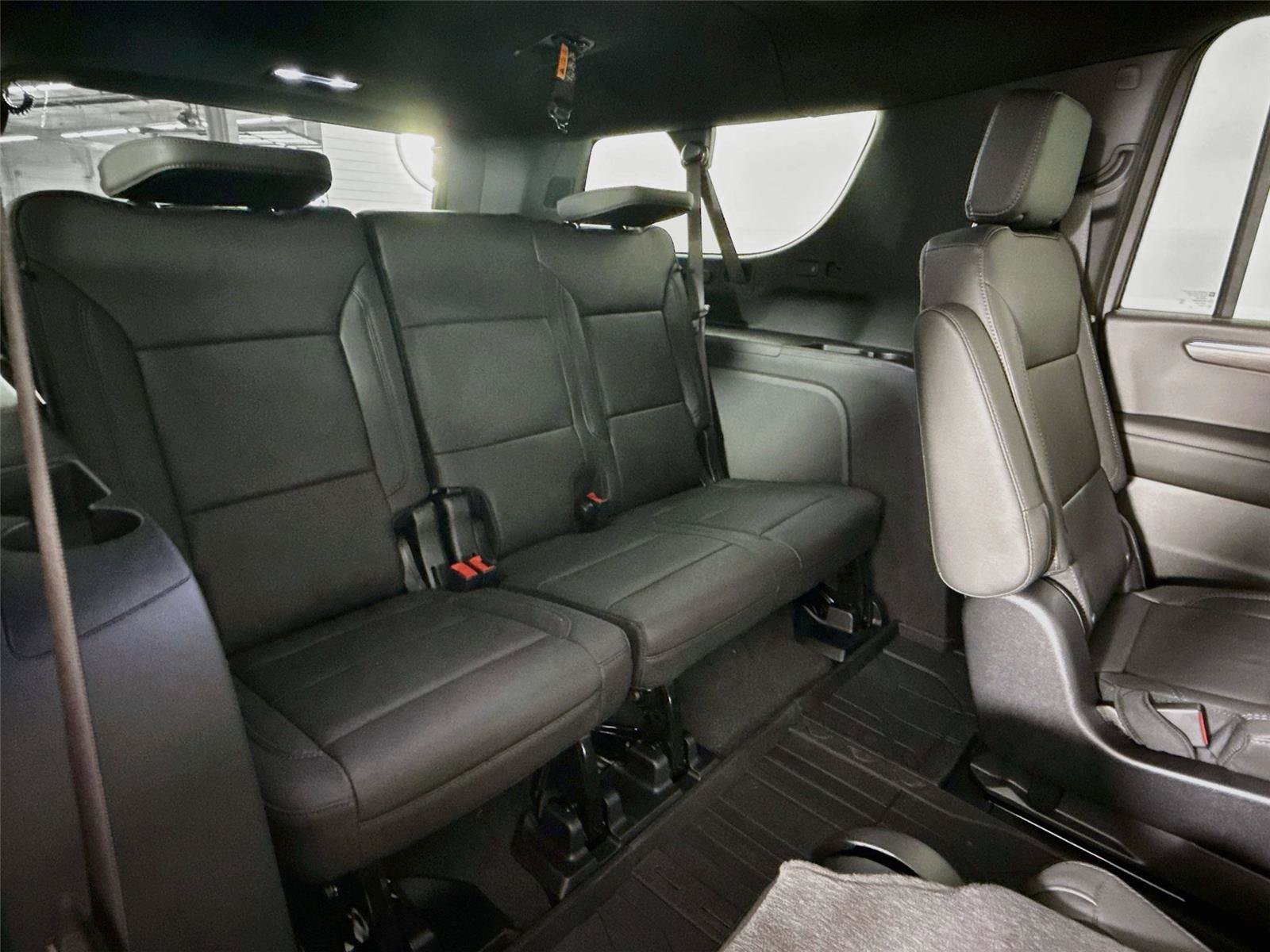 New 2026 Chevrolet Suburban LT w/ Comfort Package AWD/4WD image 21