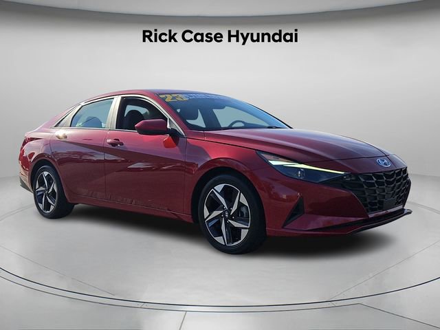 Used 2023 Hyundai Elantra SEL w/ Convenience Package image 9