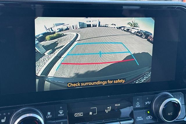 Certified 2023 Toyota Highlander XLE image 30