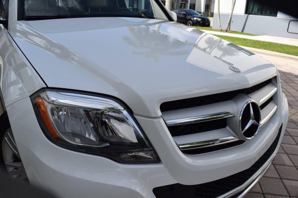 Used 2014 Mercedes-Benz GLK 250 BlueTEC 4MATIC image 10