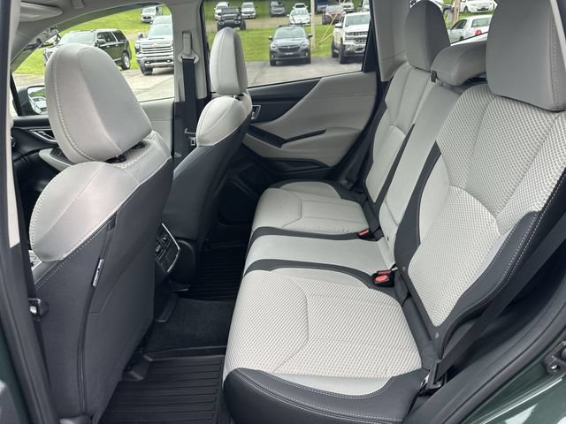 Used 2024 Subaru Forester Premium AWD/4WD image 26
