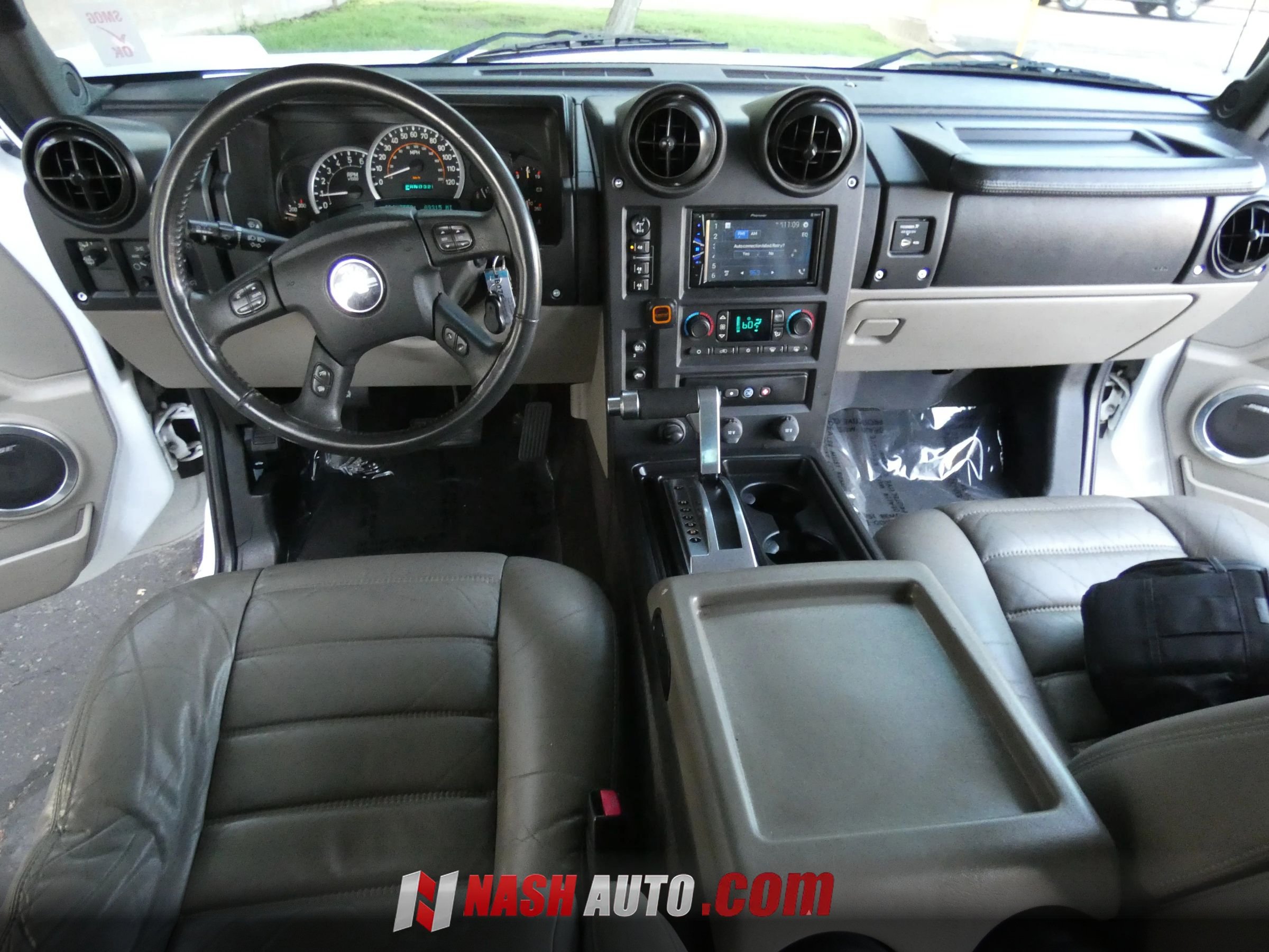Used 2005 HUMMER H2 w/ Preferred Equipment Group AWD/4WD image 16