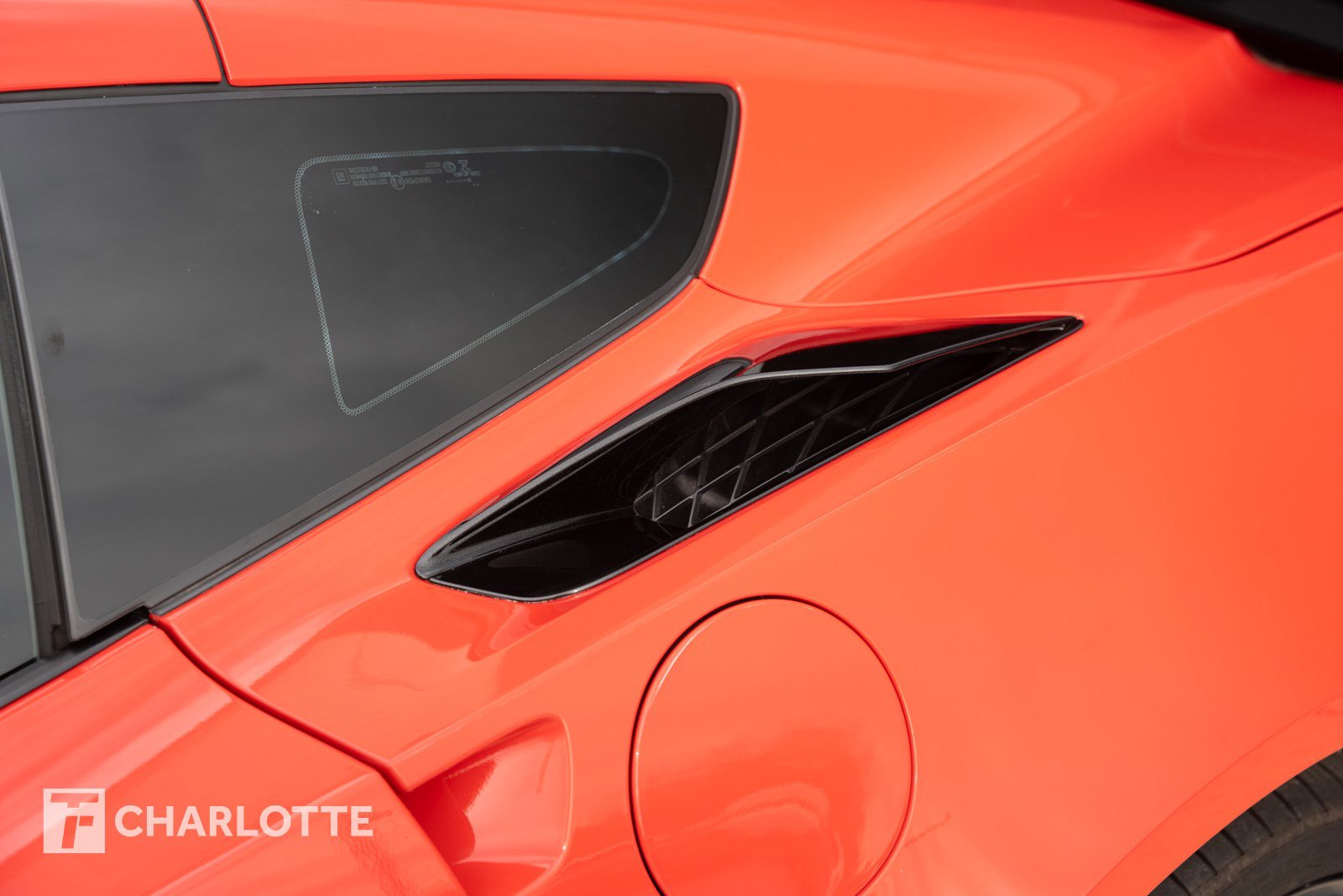 Used 2016 Chevrolet Corvette Z06 w/ 3LZ Preferred Equipment Group image 13