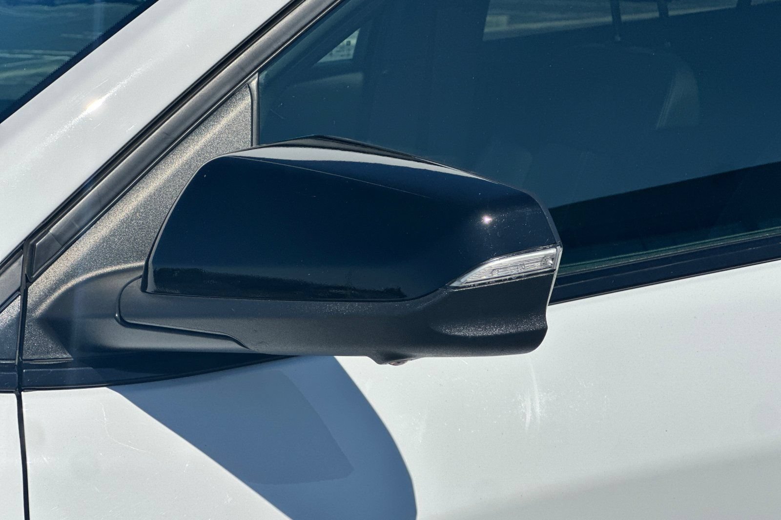 Used 2023 Chevrolet Equinox Premier FWD image 53