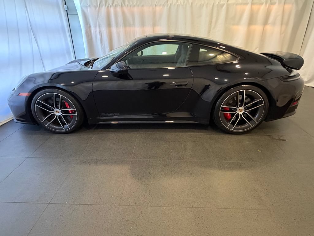 Certified 2025 Porsche 911 Carrera 4 GTS AWD/4WD image 2