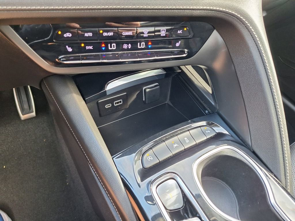 Used 2023 Buick Envision Essence w/ Sport Touring Package image 14