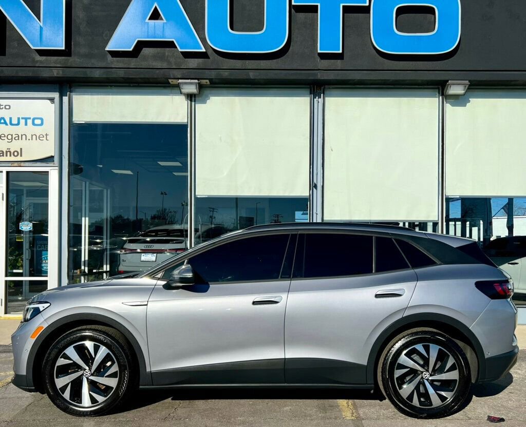 Used 2023 Volkswagen ID.4 Pro image 2