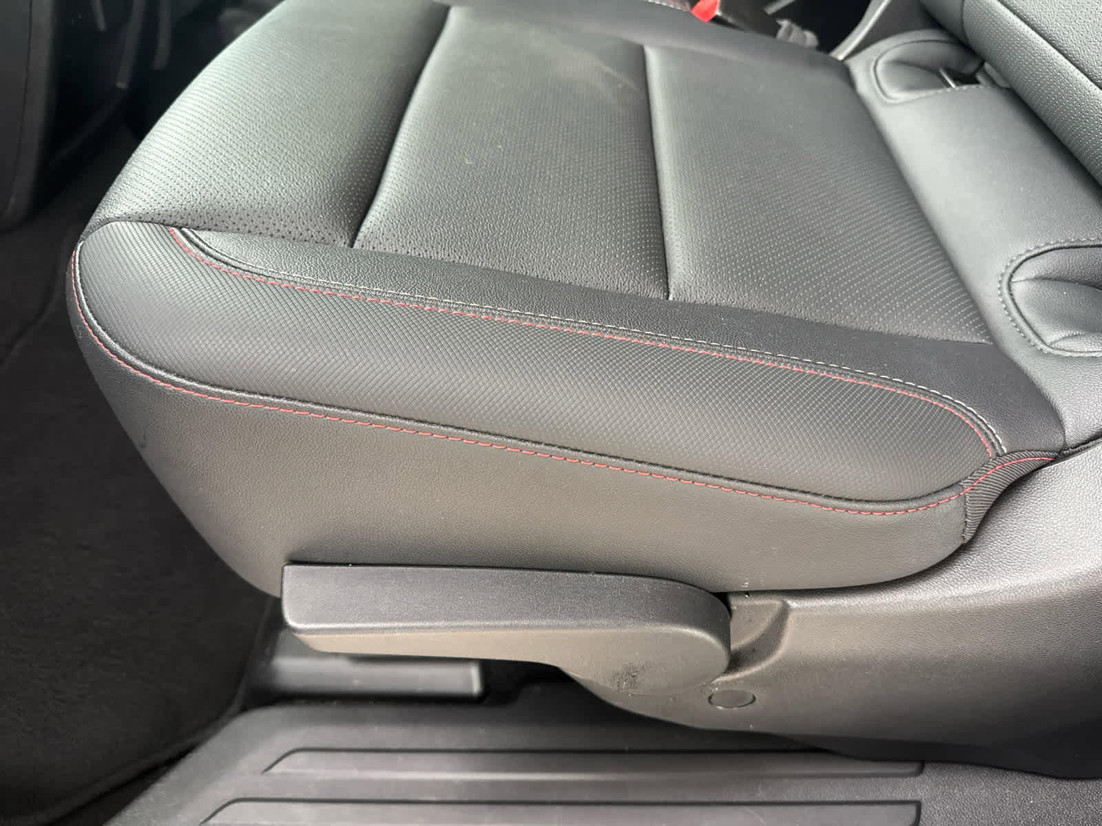 Certified 2024 Chevrolet Traverse Z71 w/ Enhanced Driving Package image 32