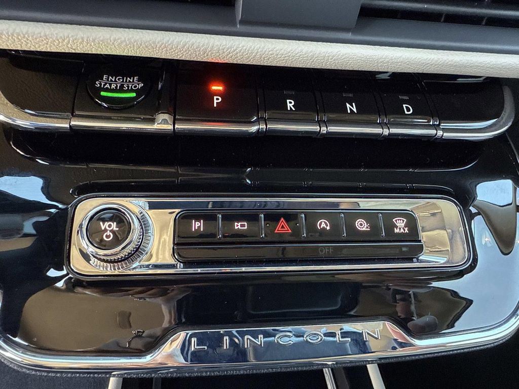 New 2026 Lincoln Corsair Premiere image 28