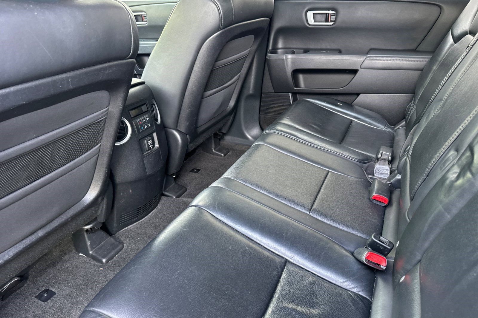 Used 2011 Honda Pilot EX-L image 27