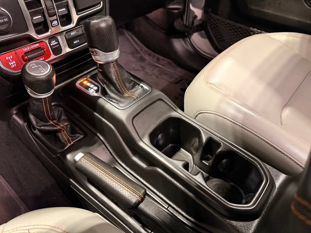 Used 2023 Jeep Gladiator Mojave w/ LED Lighting Group AWD/4WD image 24