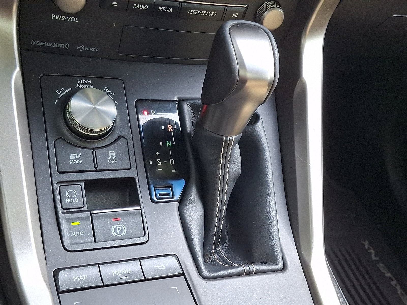 Used 2019 Lexus NX 300h AWD w/ Premium Package image 15