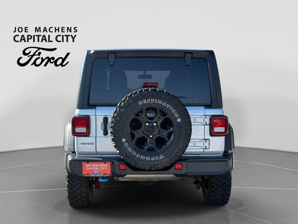 Used 2023 Jeep Wrangler Unlimited w/ Cold Weather Group AWD/4WD image 6