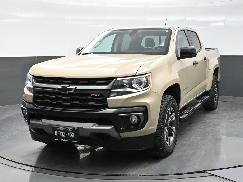 Used 2022 Chevrolet Colorado Z71 AWD/4WD image 2