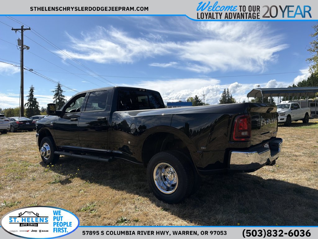 New 2026 RAM 3500 Tradesman AWD/4WD image 4