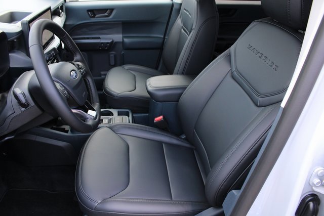 New 2025 Ford Maverick Lariat w/ Black Appearance Package image 5