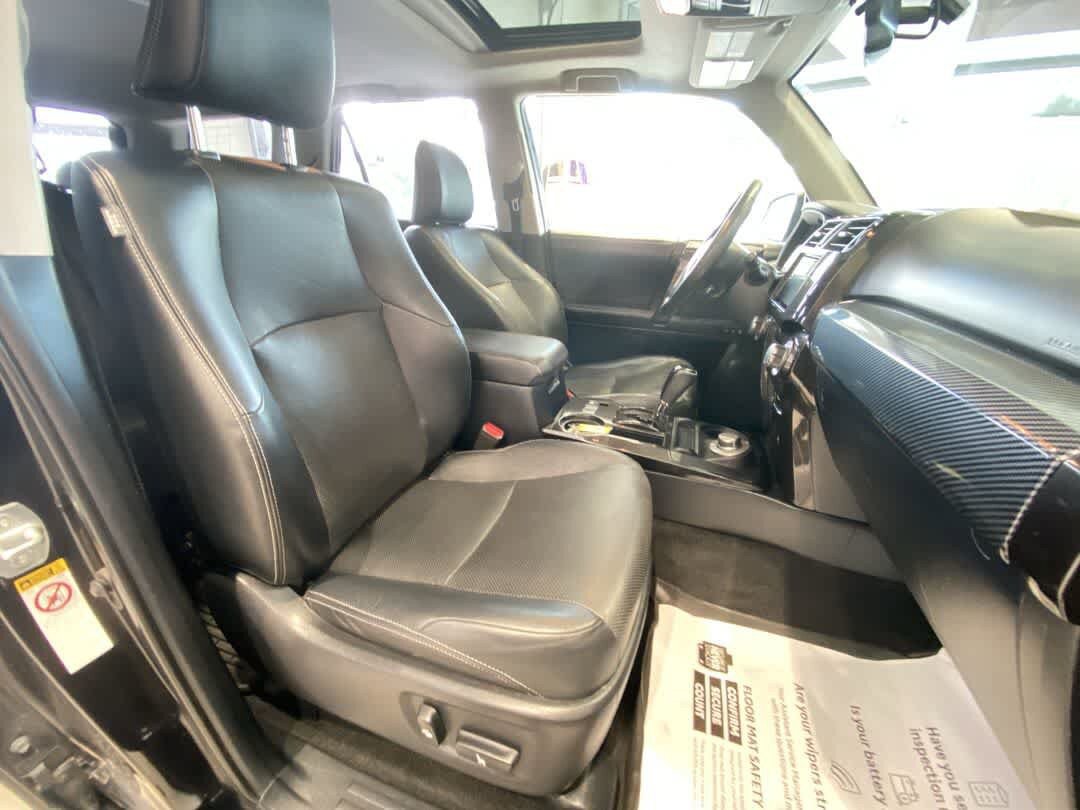 Used 2019 Toyota 4Runner Limited AWD/4WD image 27