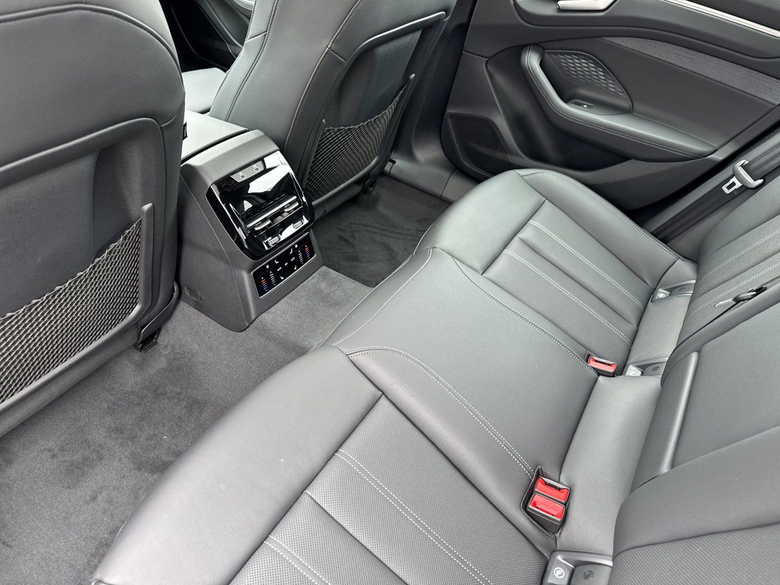 New 2026 Audi A6 Premium Plus image 9