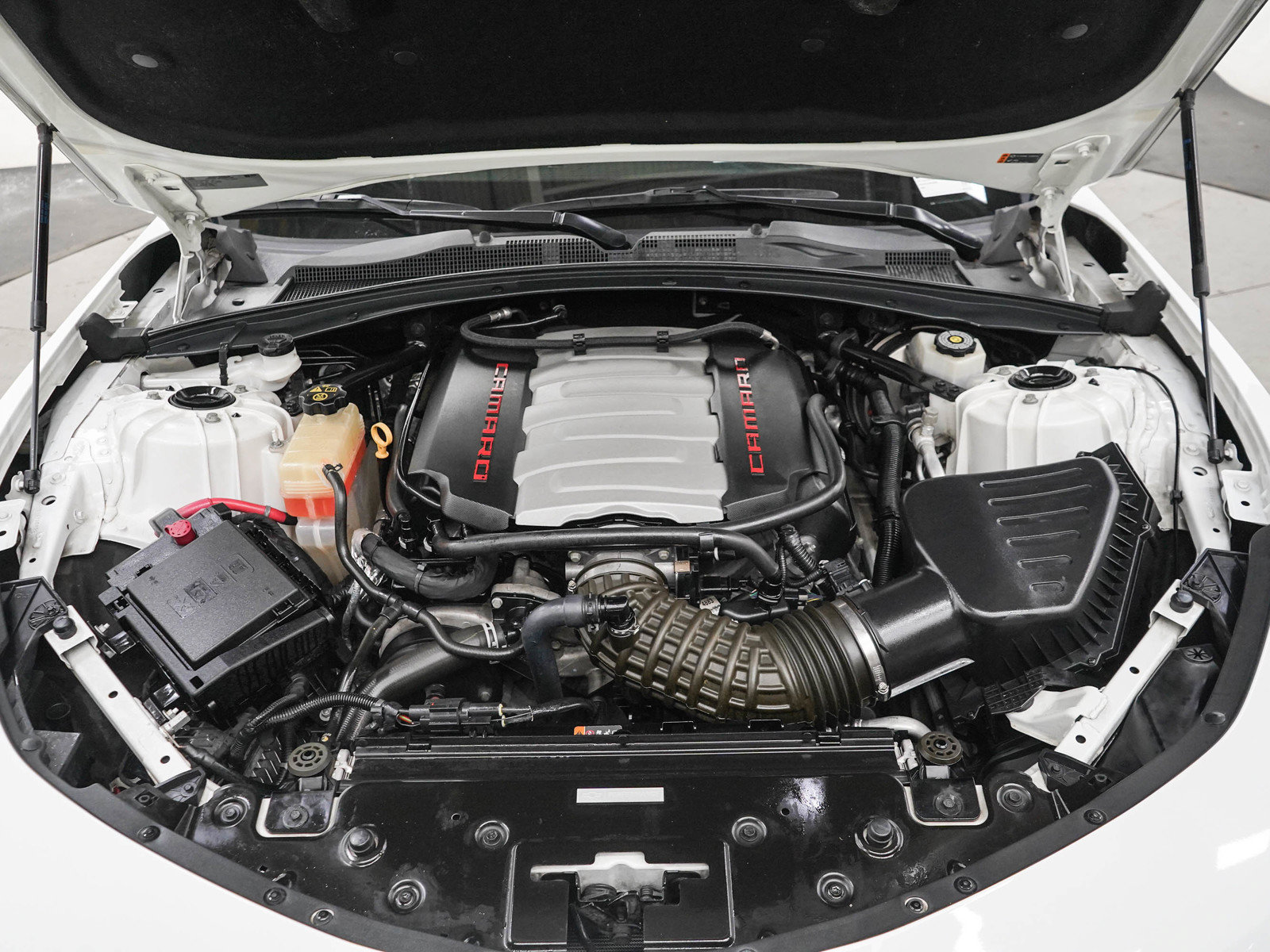 Used 2017 Chevrolet Camaro SS RWD image 27