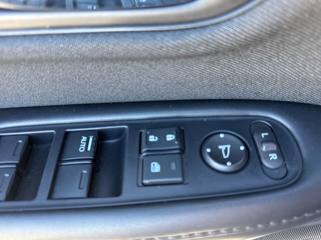 Used 2022 Honda HR-V LX image 19