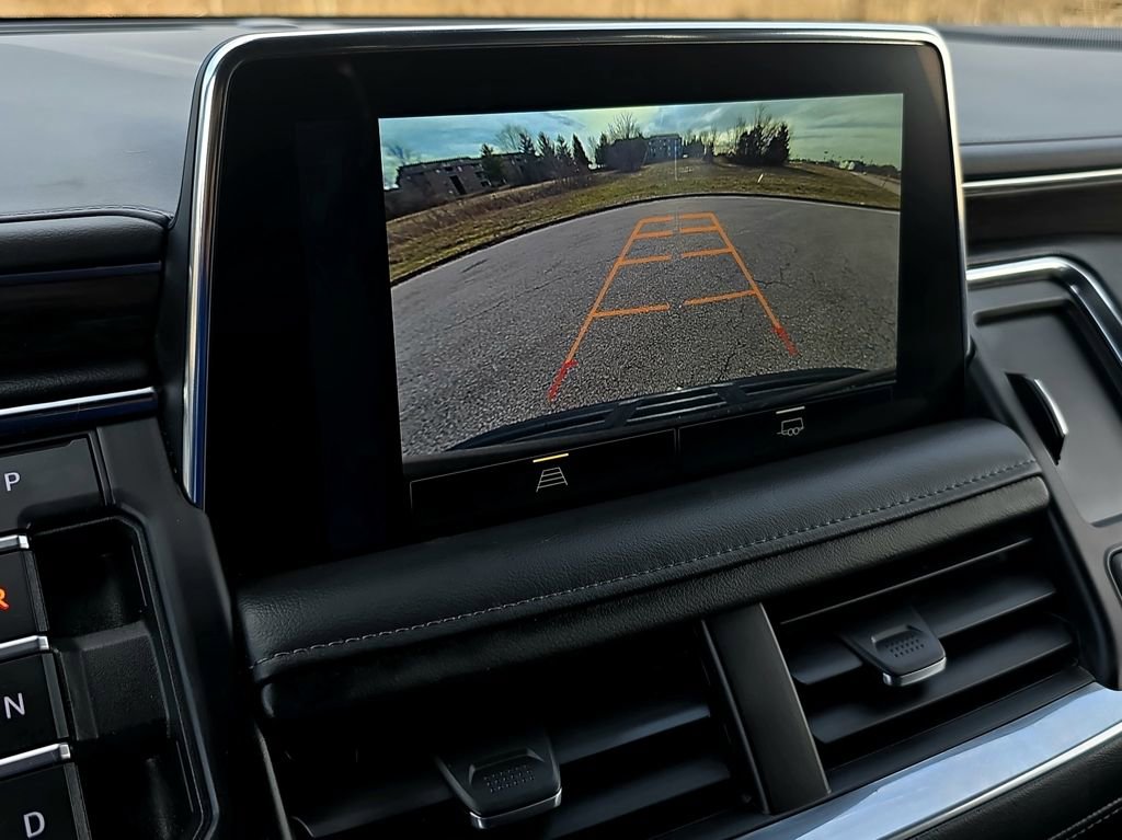 Used 2023 Chevrolet Tahoe Z71 AWD/4WD image 13