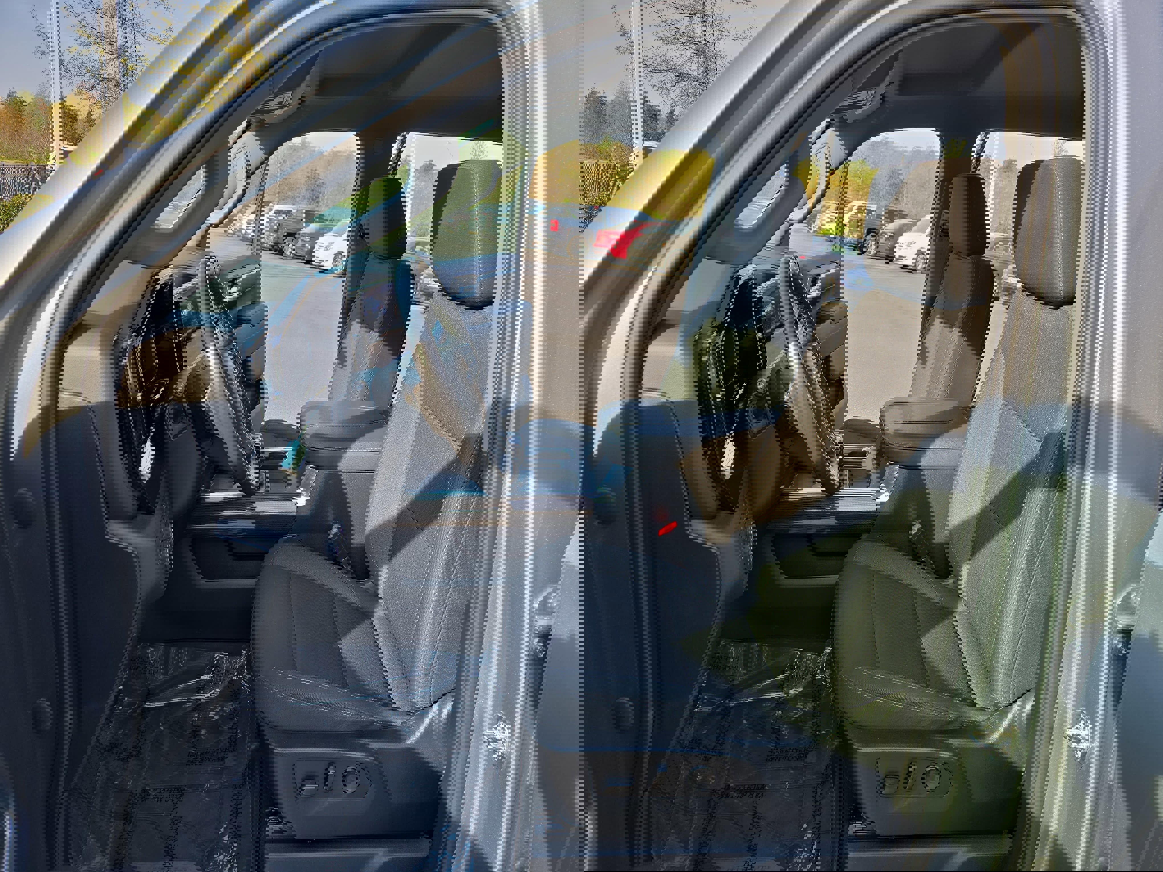 Used 2023 Chevrolet Silverado 1500 RST w/ Z71 Off-Road Package image 16