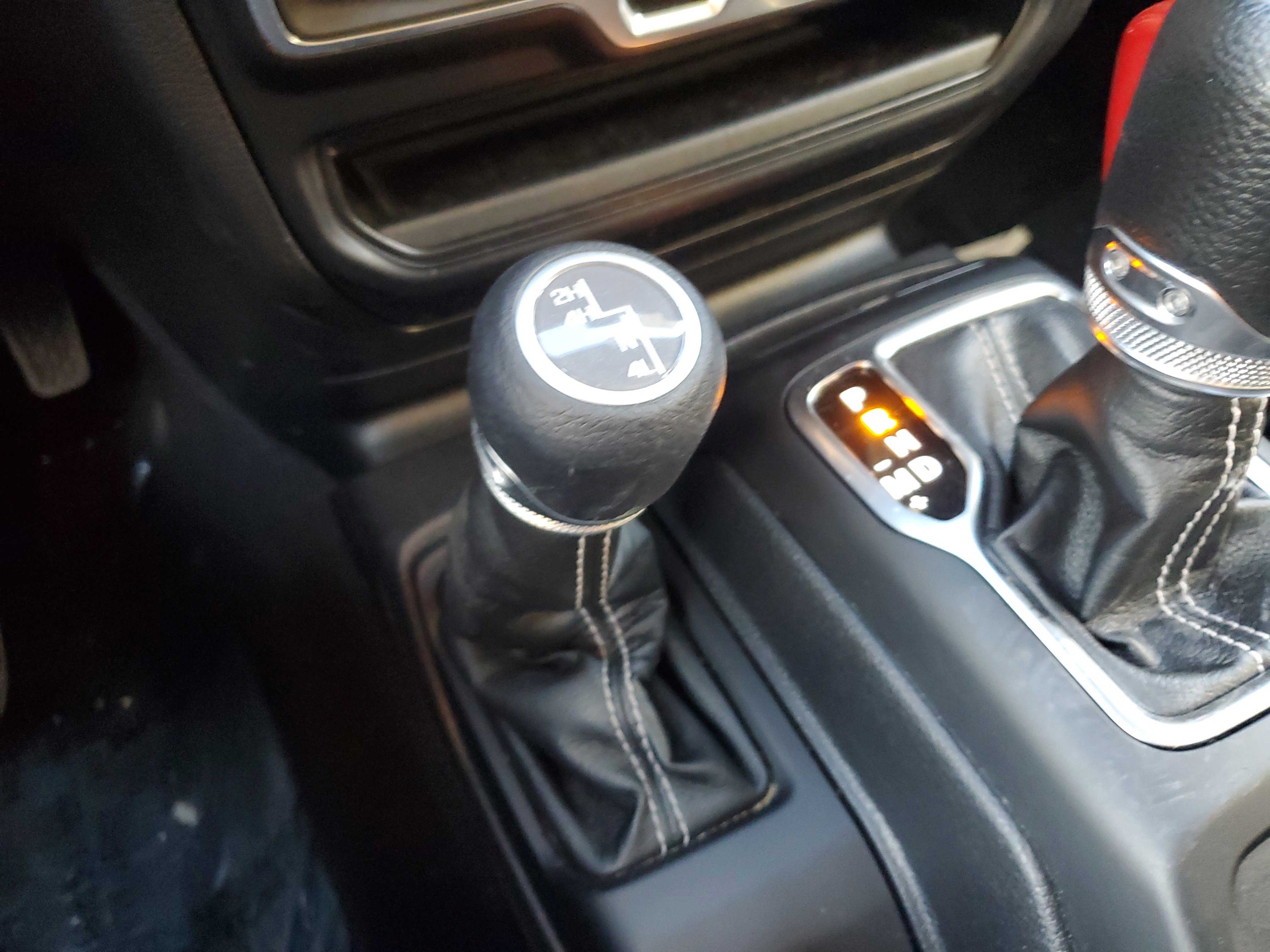 Used 2023 Jeep Gladiator Overland image 24