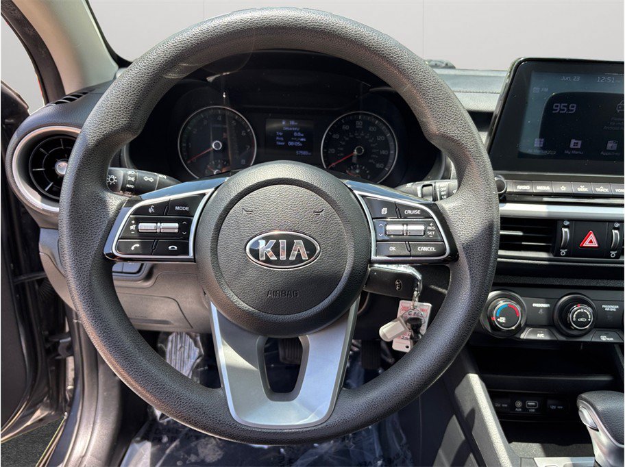 Used 2021 Kia Forte LXS FWD image 18