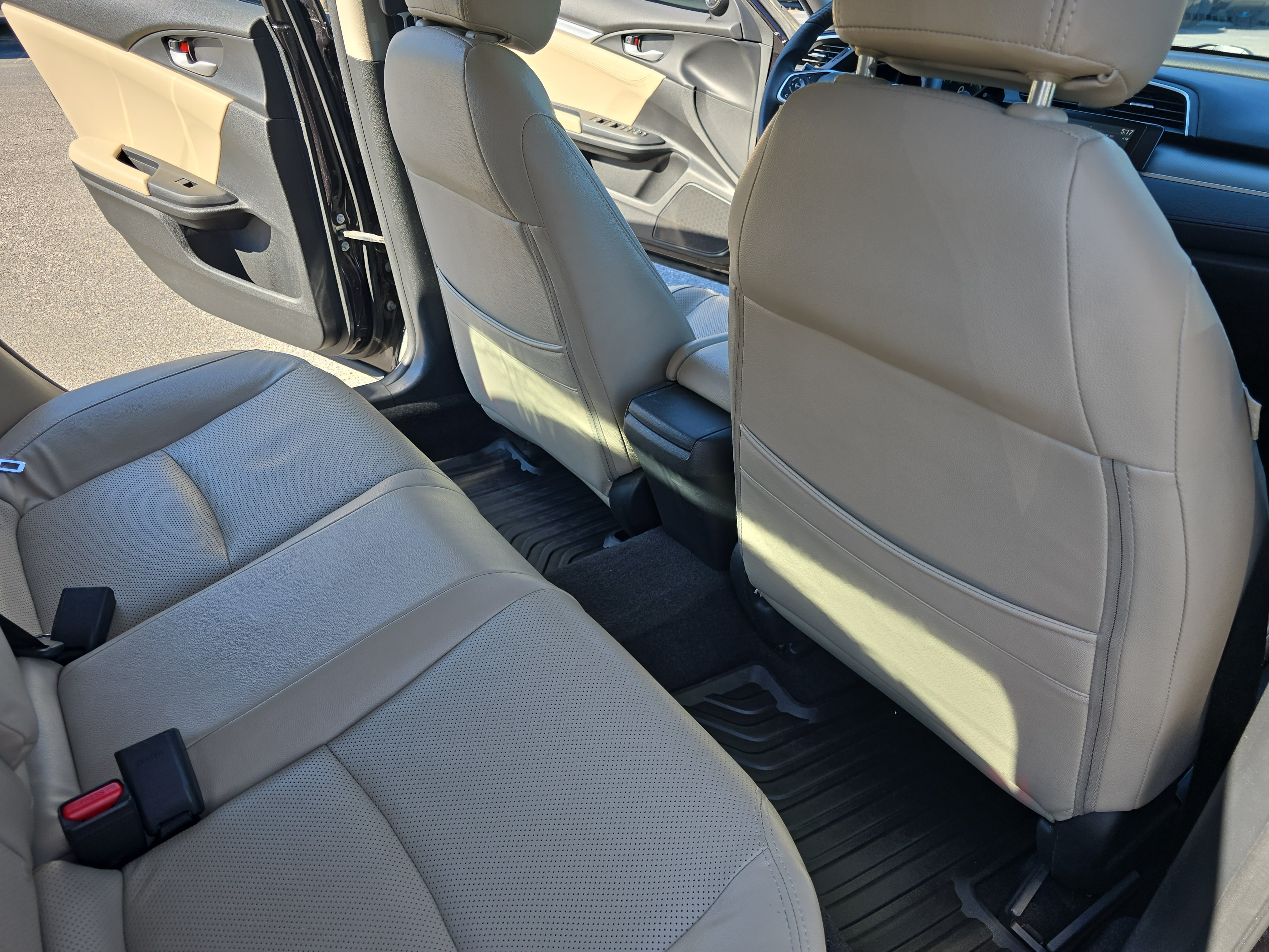 Used 2016 Honda Civic EX image 11