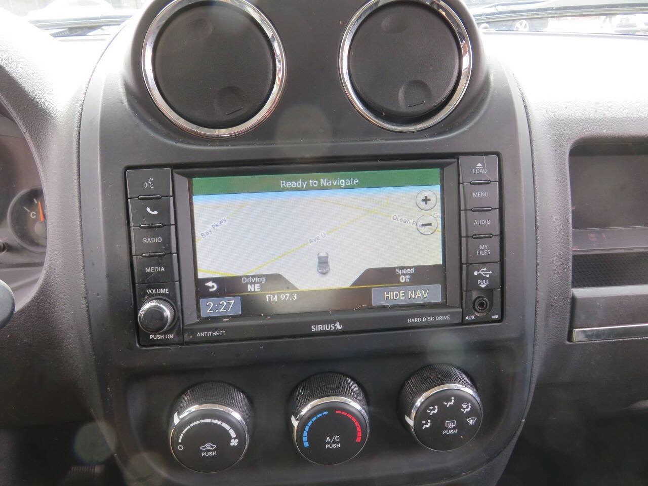 Used 2016 Jeep Patriot High Altitude AWD/4WD image 17