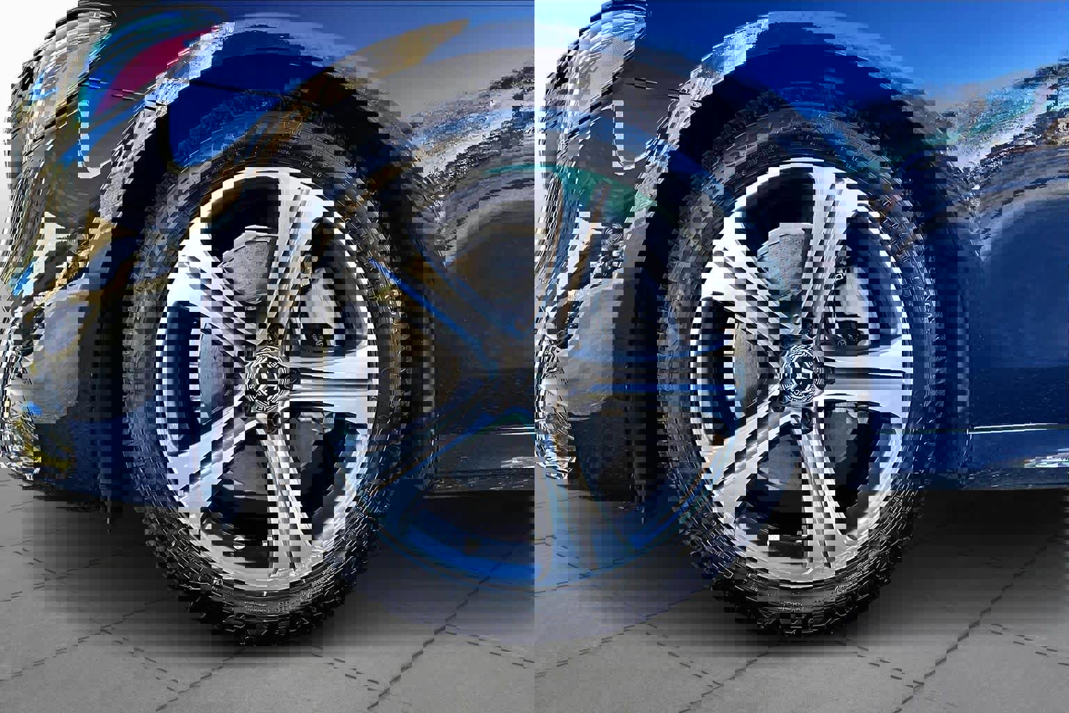 Used 2018 Mercedes-Benz E 300 image 10