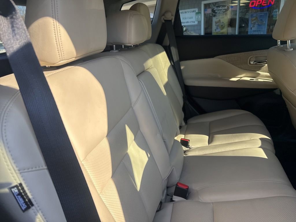 Used 2020 Nissan Murano SL w/ Moonroof Package image 36