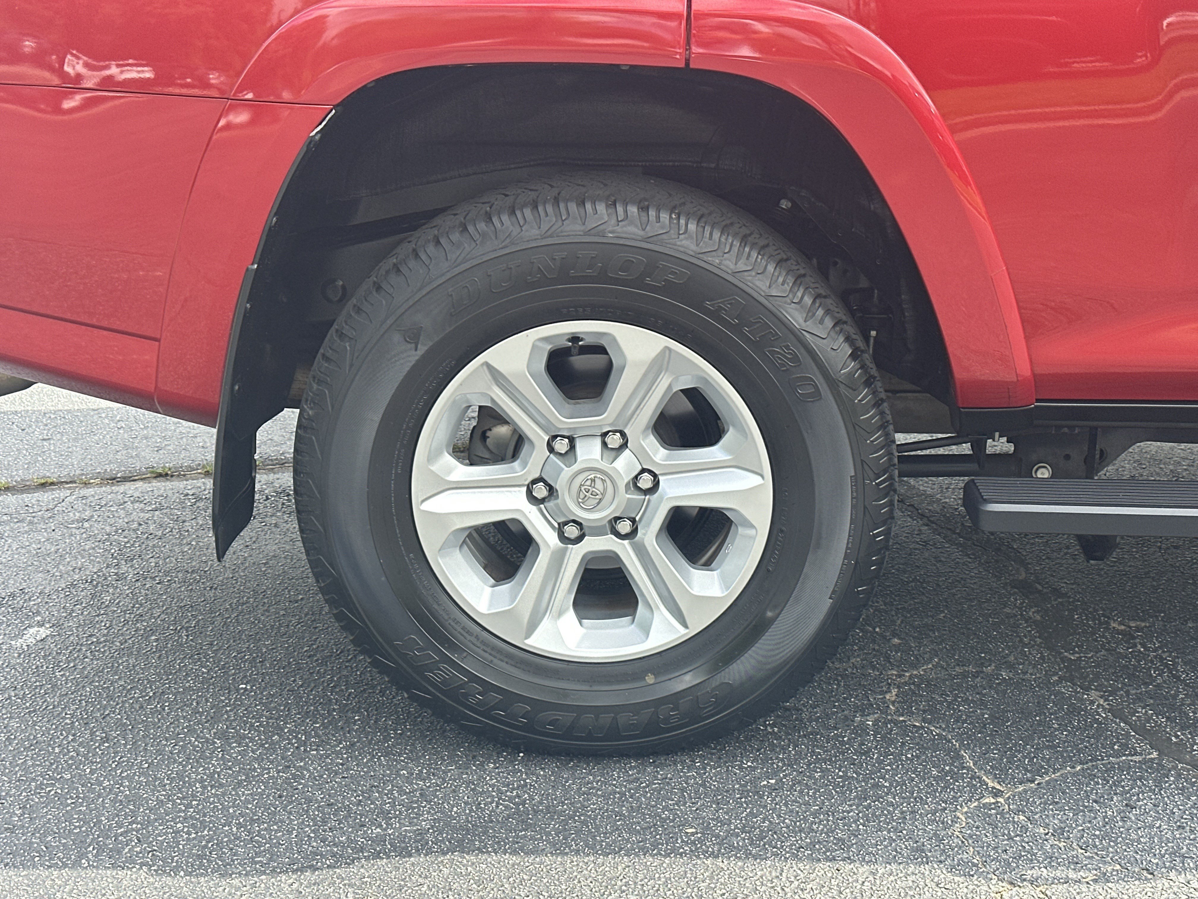 Used 2022 Toyota 4Runner SR5 RWD image 18