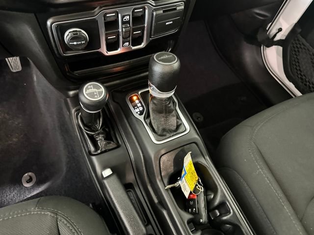 Used 2022 Jeep Gladiator Sport image 20