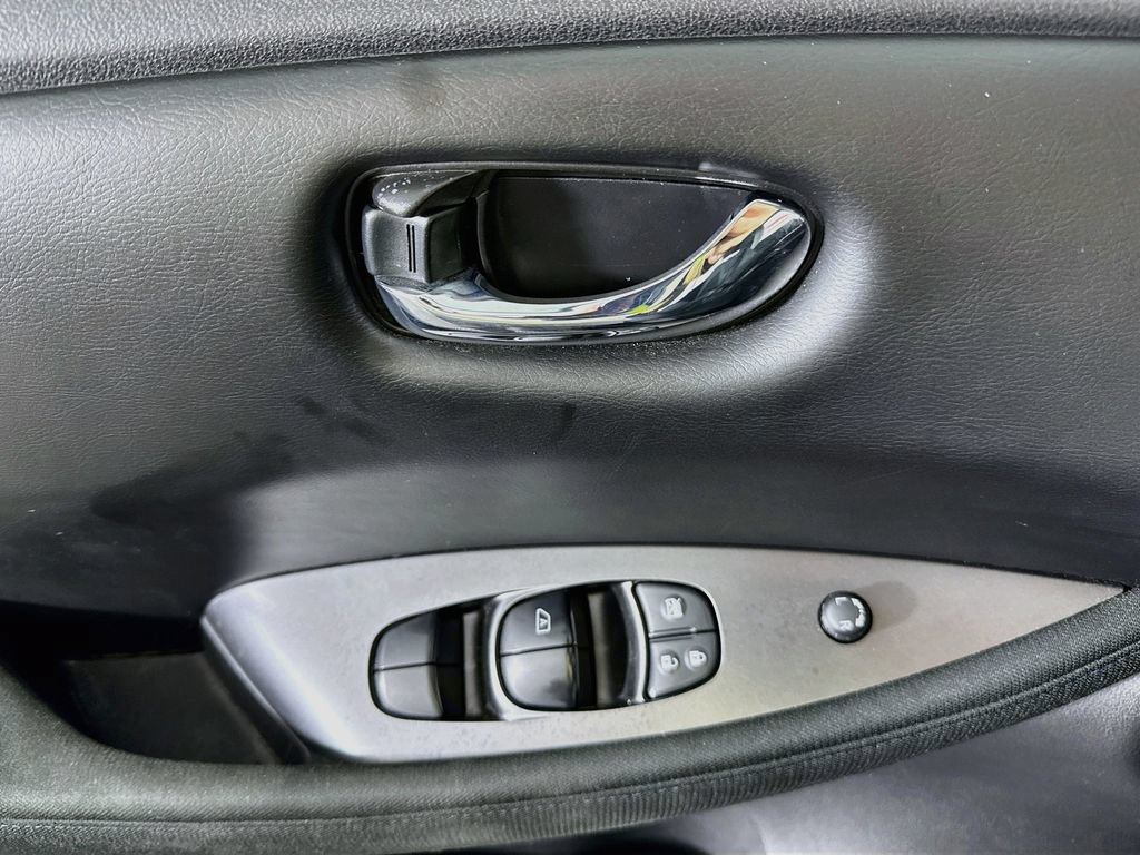 Used 2022 Nissan Leaf S FWD image 22