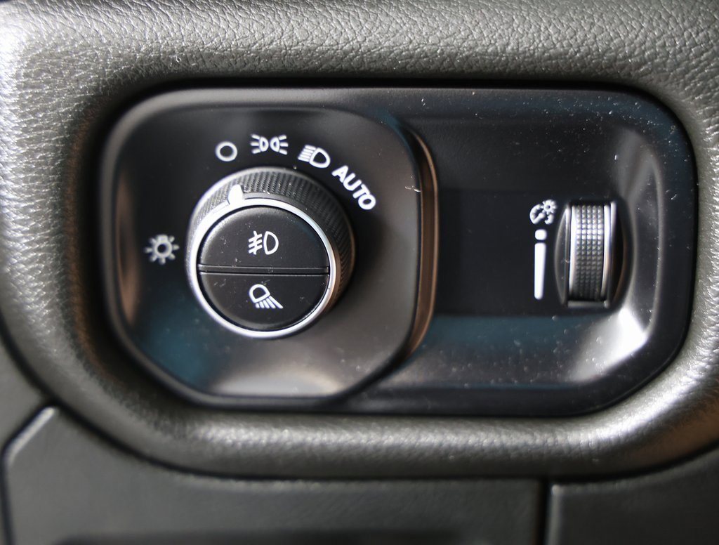 Used 2024 RAM 1500 Tradesman w/ Night Edition image 22