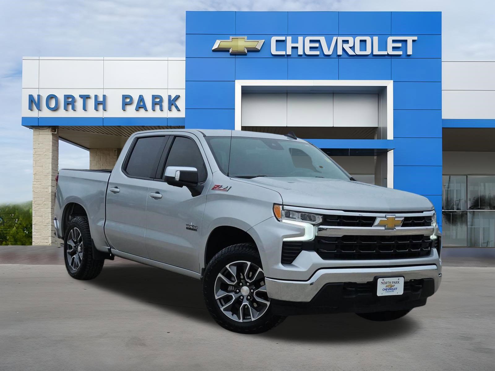 Used 2022 Chevrolet Silverado 1500 LT w/ Texas Edition Plus AWD/4WD image 1