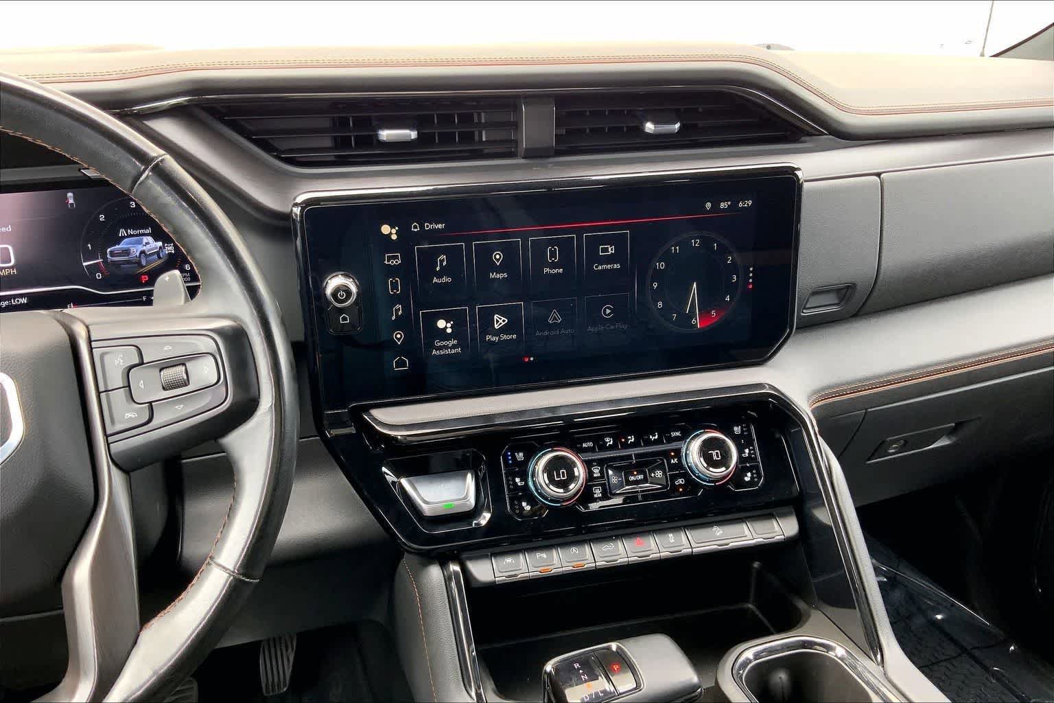 Used 2023 GMC Sierra 1500 AT4 w/ AT4 Premium Package AWD/4WD image 15
