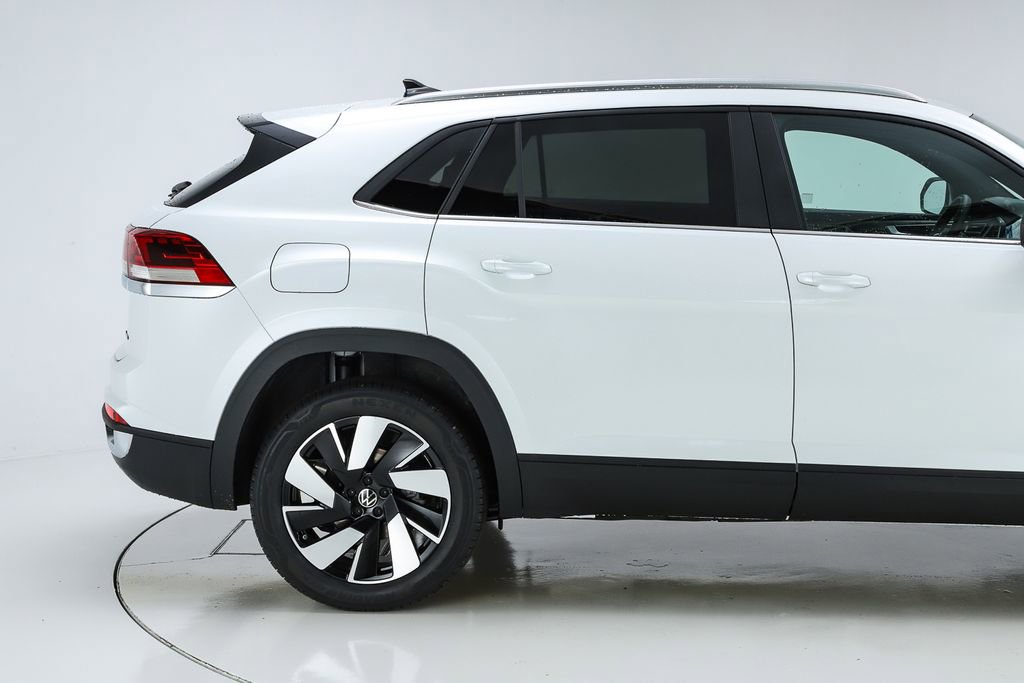 New 2026 Volkswagen Atlas Cross Sport SE image 50