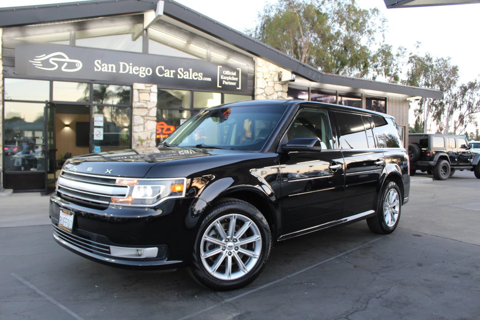 Used 2019 Ford Flex Limited AWD/4WD image 1
