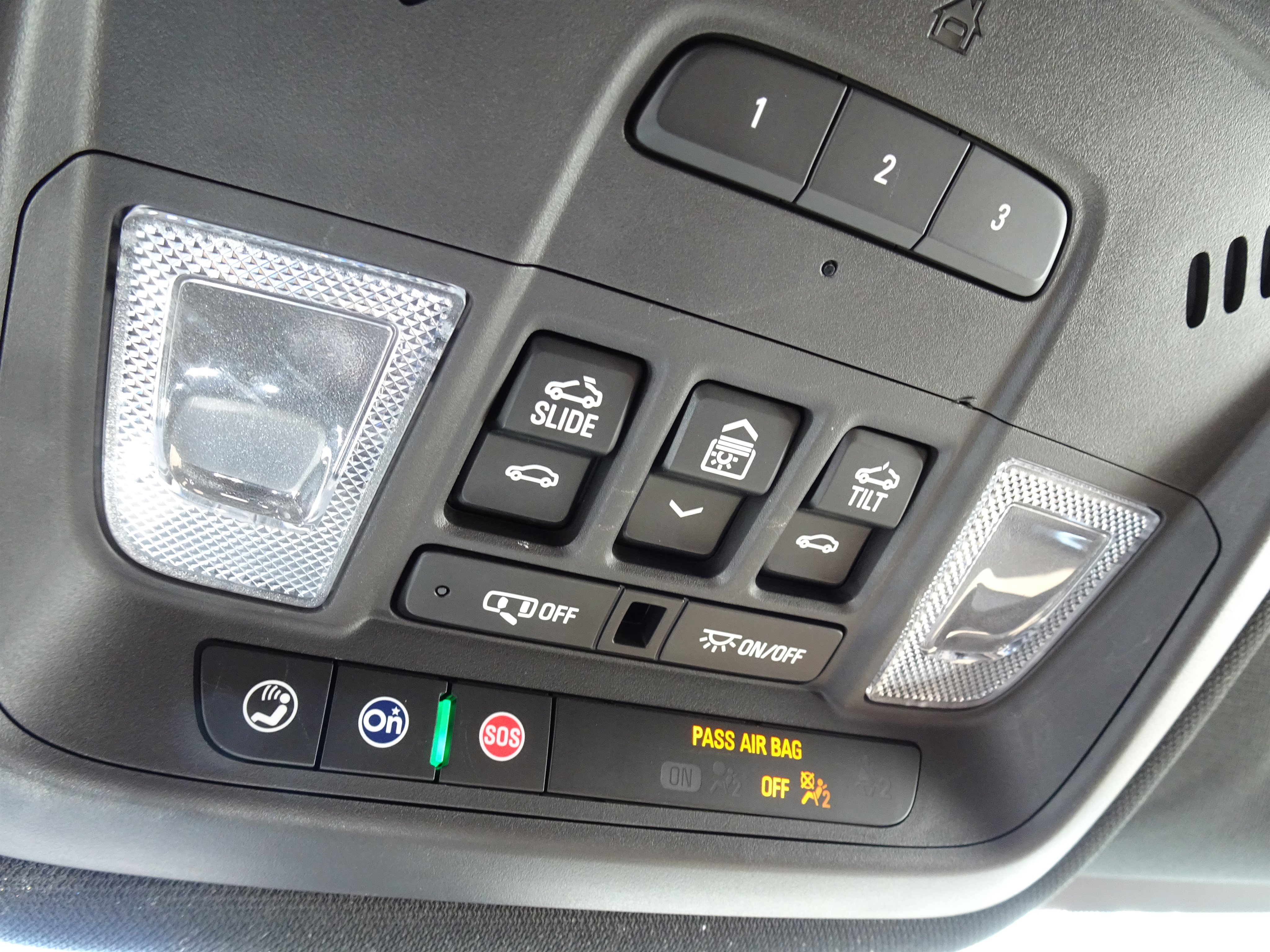 Used 2023 Chevrolet Traverse Premier w/ LPO, Floor Liner Package FWD image 27