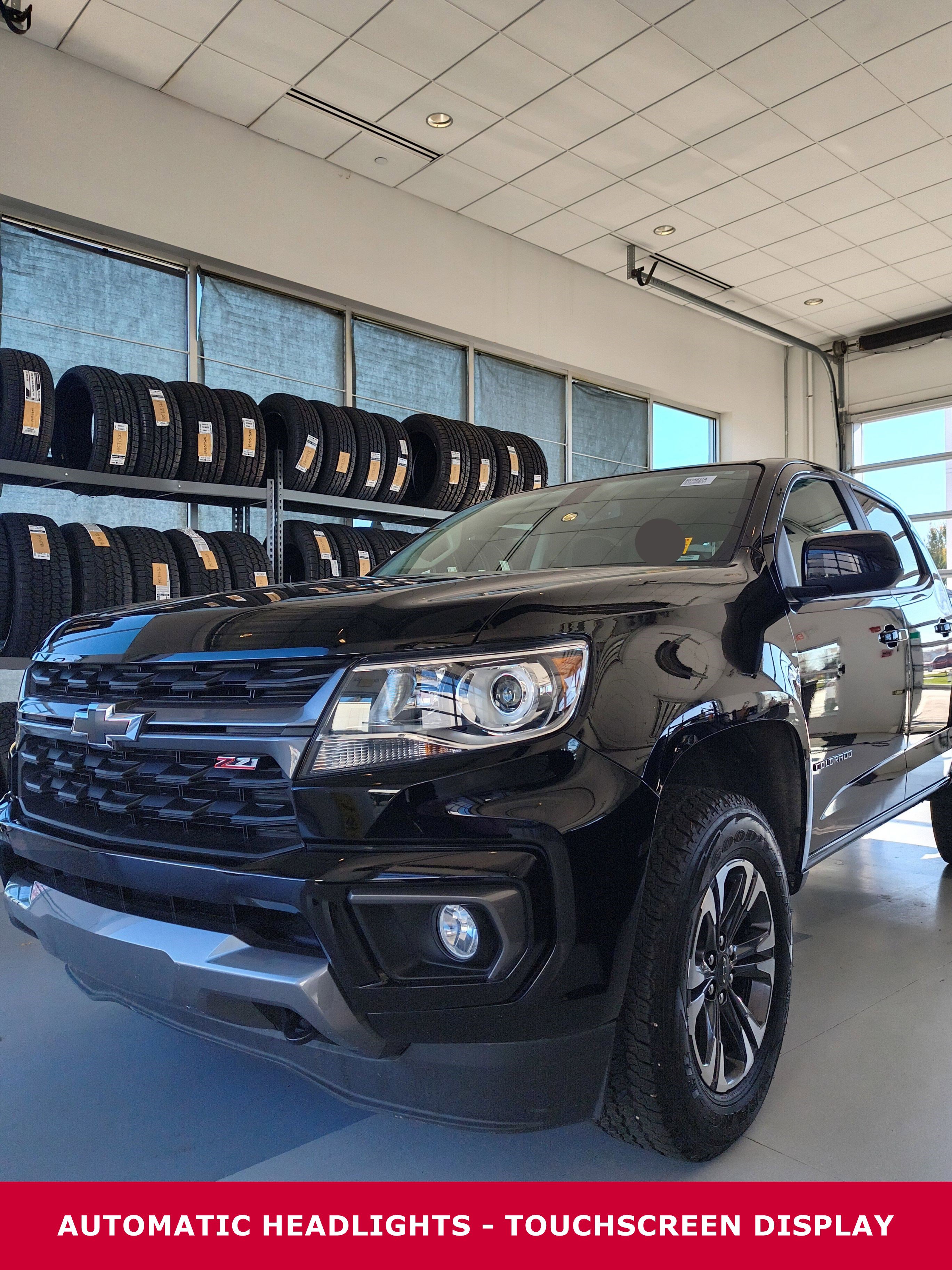 Used 2022 Chevrolet Colorado Z71 image 2