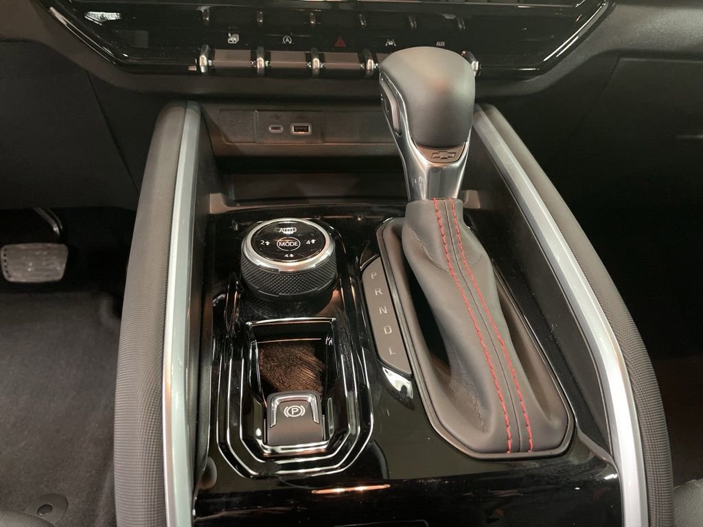 New 2026 Chevrolet Colorado Z71 w/ Technology Package AWD/4WD image 17