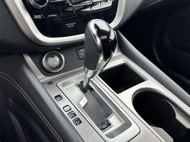 Used 2020 Nissan Murano SL w/ Moonroof Package image 16