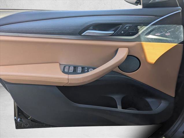 Used 2024 BMW X3 sDrive30i w/ Premium Package w/ZPA image 9