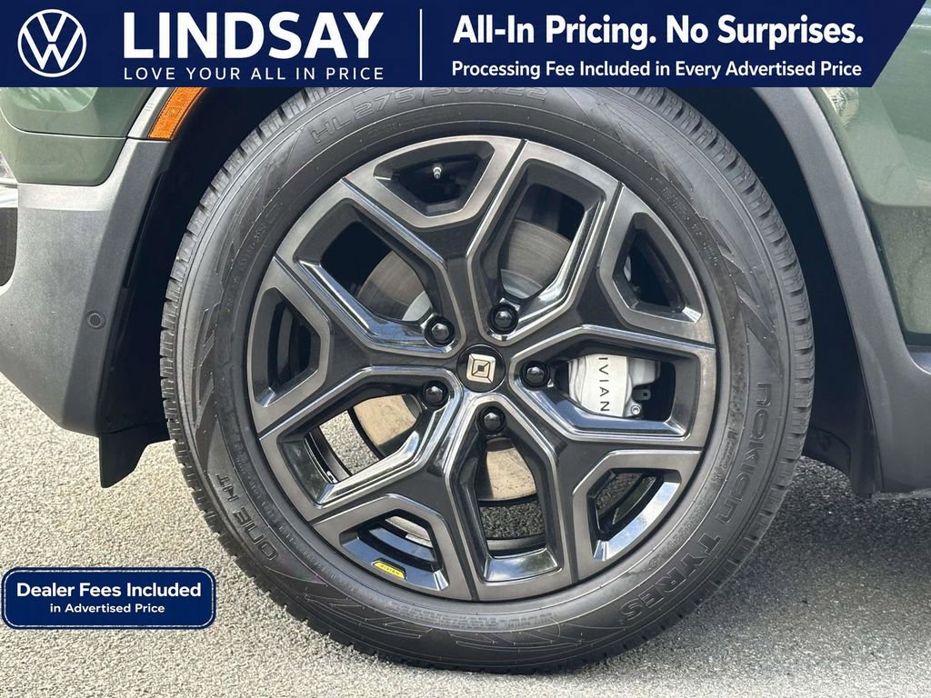 Used 2025 Rivian R1S Adventure AWD/4WD image 8