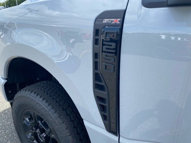New 2026 Ford F250 XL w/ STX Appearance Package AWD/4WD image 33