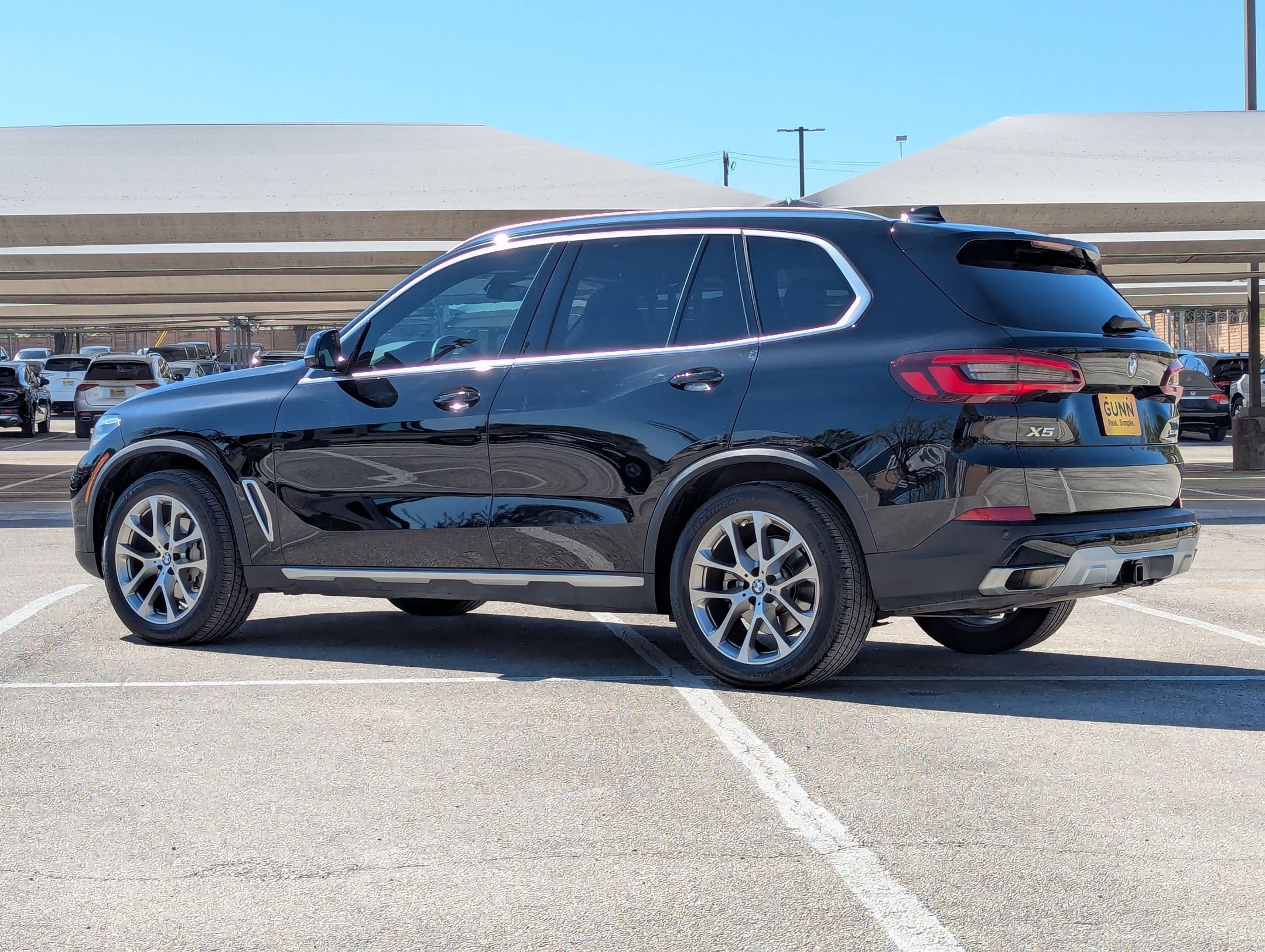 Used 2023 BMW X5 xDrive40i w/ Premium Package AWD/4WD image 6