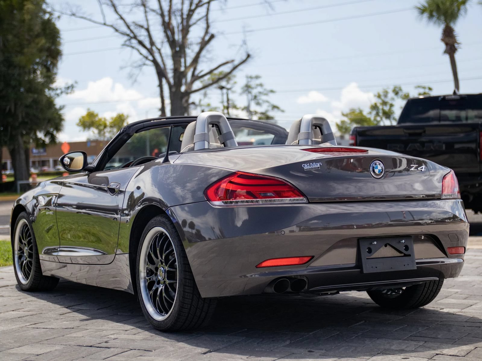 Used 2011 BMW Z4 sDrive30i RWD image 9
